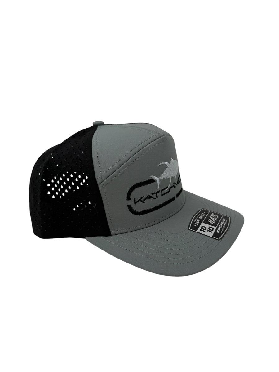 KatchMore - 7 Panel Waterproof Snapback Hat - Grey/Black